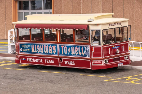 Fremantle Australië November 2009 Kastanjebruine Tour Tram Genaamd Highway Hell — Stockfoto