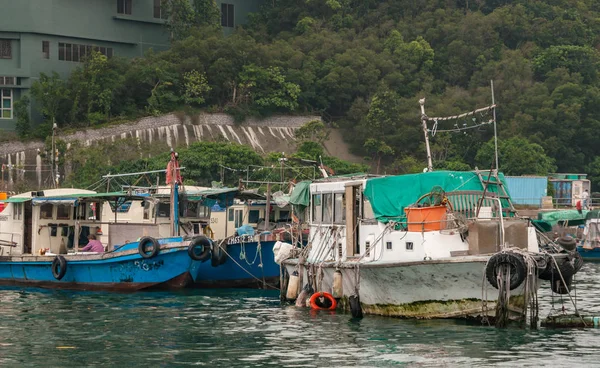 Hongkong Kina Maj 2010 Blå Och Vit Gammal Husbåtar Hamnen — Stockfoto