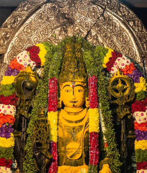 Belur Karnataka India Noviembre 2013 Templo Chennakeshava Después Ceremonia Abisheka —  Fotos de Stock