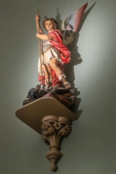 Estátua de São Miguel em Saint Patricks Church, Sydney Austrália . — Fotografia de Stock