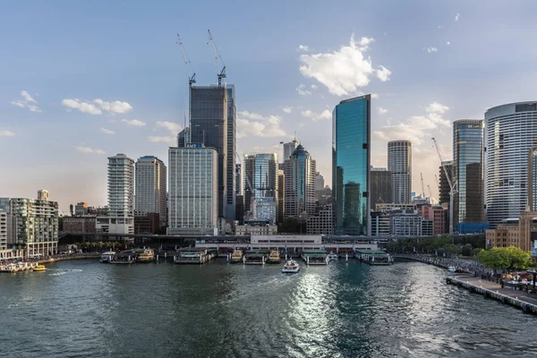 Terminál trajektů a železniční stanice kruhového přístaviště, Sydney Austral — Stock fotografie