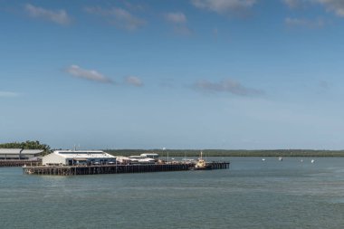 Darwin'deki Stokes Hill İskelesi, Avustralya.