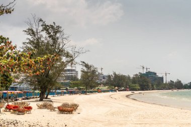 Sihanoukville Kamboçya Sandy Ochheuteal Plajı.