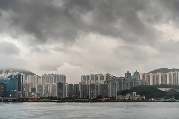 九龍湾スカイライン早朝、香港中国. — ストック写真