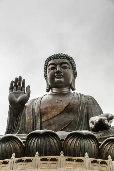 Pohled na čelen Tan Buddha, Hongkong Čína. — Stock fotografie