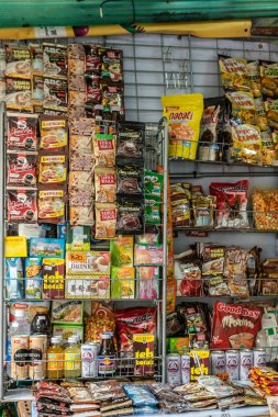 Tai Po Market, Hong Kong Çin'de atıştırmalıklar rafı.