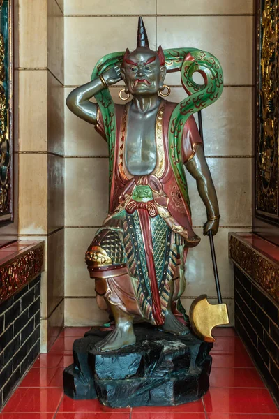 Estatua del diablo en el templo de Tung Shan, Hong Kong China . — Foto de Stock