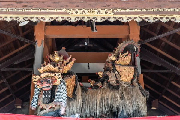 Peluches de Sahadewa Barong Dance Studio en Banjar Gelulung, Bali — Foto de Stock