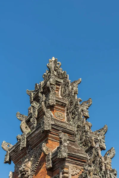 Spire of Kori Agung at Batuan temple, Ubud, Bali Indonesia. — Stock Photo, Image