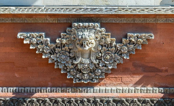 Closeup of ornament at Batuan temple, Ubud, Bali Indonesia. — Stock Photo, Image