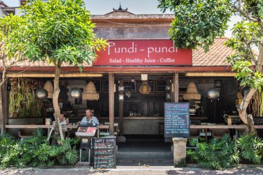 Pundi-Pundi kahve ve meyve suyu barı ön, Ubud Bali Endonezya.