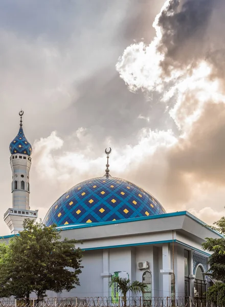 Meczet w porcie Makassar, South Sulawesi, Indonezja. — Zdjęcie stockowe