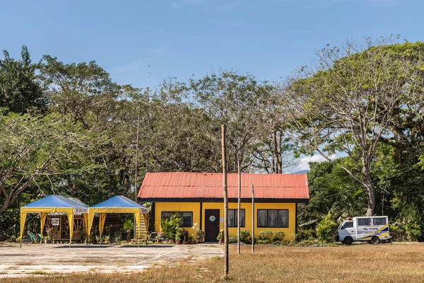 Güvenlik ofisi ve minibüs ıwahig penal Colony, Puerto Princesa,