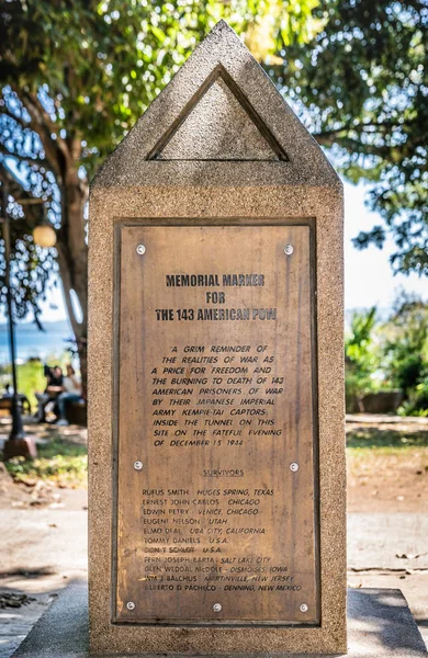 Memorial Marker a Plaza Quartel a Puerto Princesa, Palawan, Ph — Foto Stock