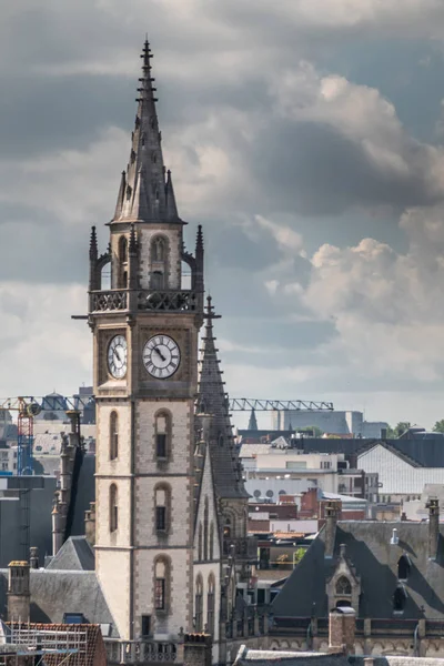 Torre de servicio postal de Gent, Flandes, Bélgica . — Foto de Stock