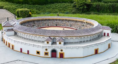 Plaza de toros de la Real Maestranza de Caballeria de Seville içinde
