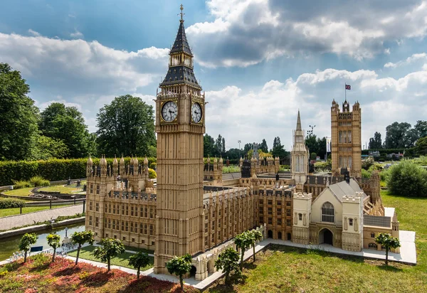 Big Ben and Parliament House em Bruxelas, Bélgica . — Fotografia de Stock