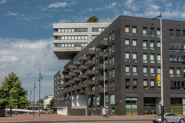 Moderno complejo de edificios de oficinas en Westerdokplein, Amsterdam Neth — Foto de Stock