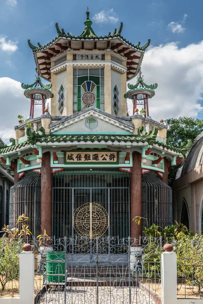 Grab als Villa auf chinesischem Friedhof in Manila Philippinen. — Stockfoto