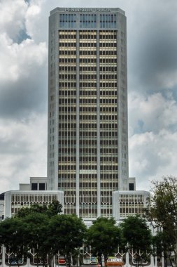 Singapur'da Peninsula Plaza Kulesi.