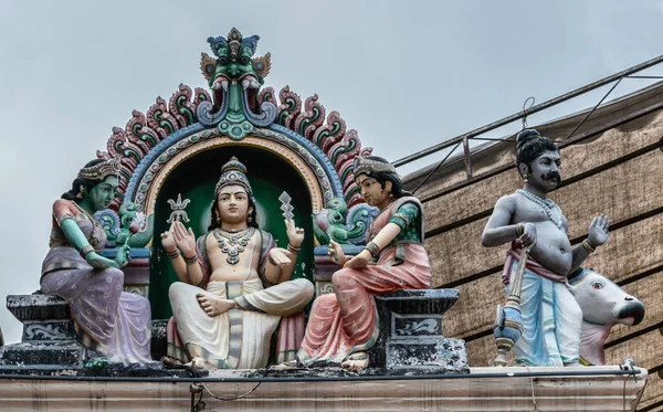 Lord Murugan na Srí Mariamman hinduistický chrám v Singapuru. — Stock fotografie