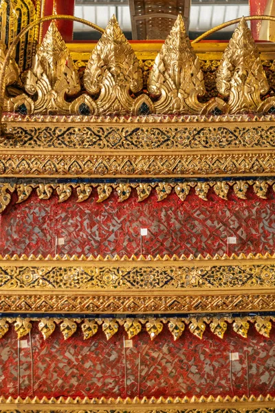 Decorações elaboradas no trono da Barca Real, Bangkok Tailândia — Fotografia de Stock