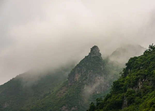 Wushan Hubei China Maio 2010 Gorge Rio Yangtze Picos Montanha — Fotografia de Stock
