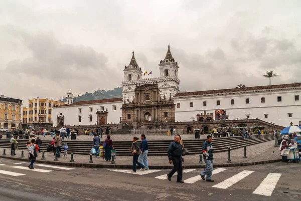 Quito Equador Dezembro 2008 Igreja São Francisco Pedra Branca Marrom — Fotografia de Stock