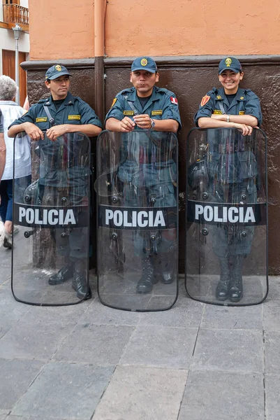 Lima Perú Diciembre 2008 Primer Plano Policías Vestidos Verde Mujer — Foto de Stock