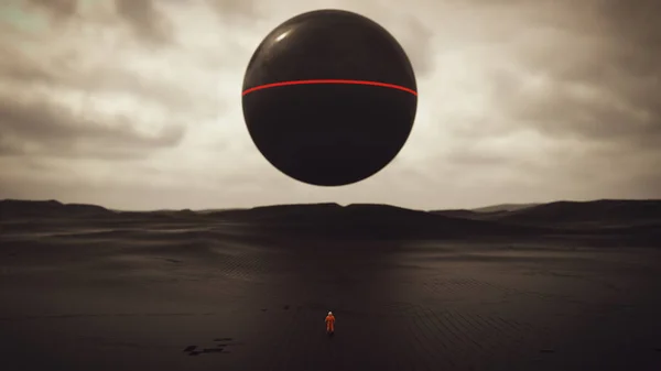 Alien Sphere Black Geometric Abstract Cube Landscape Low Sand Dunes — Φωτογραφία Αρχείου