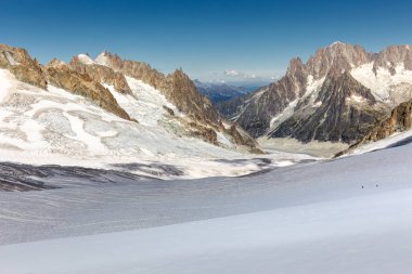Alpler dağları sırt zirveleri buzul manzara, Mont Blanc massi