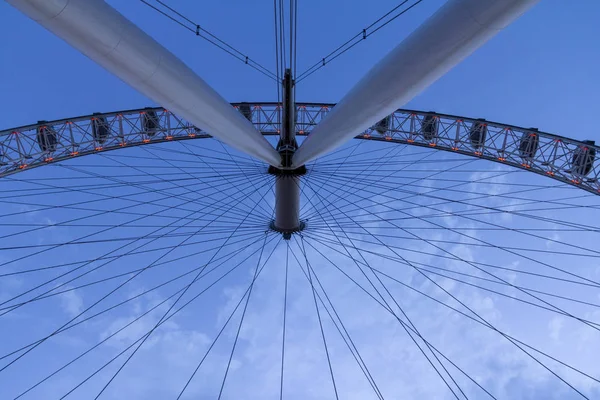 Bir Yaz Akşamı Londra London Eye — Stok fotoğraf