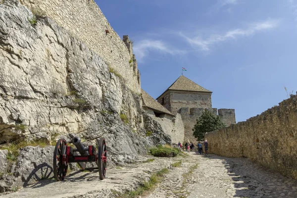 ハンガリーのシュメグ中世城 — ストック写真