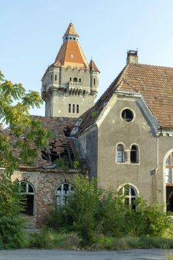 Terk edilmiş ordu fort Hajmasker, Macaristan.