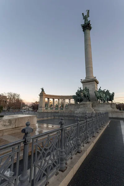 Náměstí Hrdinů Budapešti Maďarsko Zimní Ráno — Stock fotografie