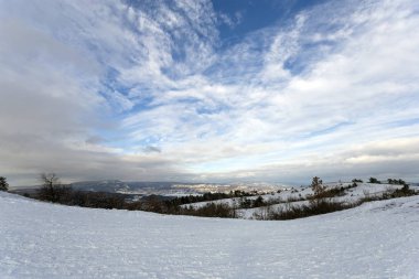 Nagykovacsi, Macaristan yakınındaki Nagy-Szenas (Pilis) Dağı'nda kış günü.