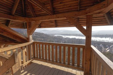 Danube bend Zebegeny, Macaristan'da gözetleme kulesinden görünümünü.