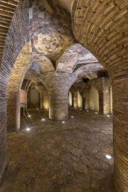 Barselona 'da Guell Sarayı Bodrum