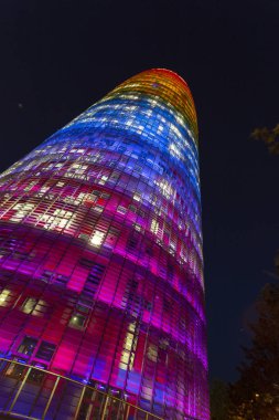 Barcelona'da gökdelen