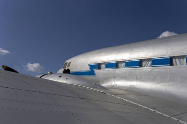 Macaristan'da eski pervane uçağı.