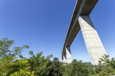 Macaristan'da Balaton Gölü yakınlarındaki Koroshegy Viyadüğü.
