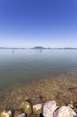 Fonyod'dan Balaton Gölü görünümü, Macaristan.