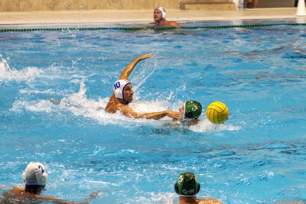 Match de water-polo entre OSC Hungary et Sintez Kazan à Budapes — Photo
