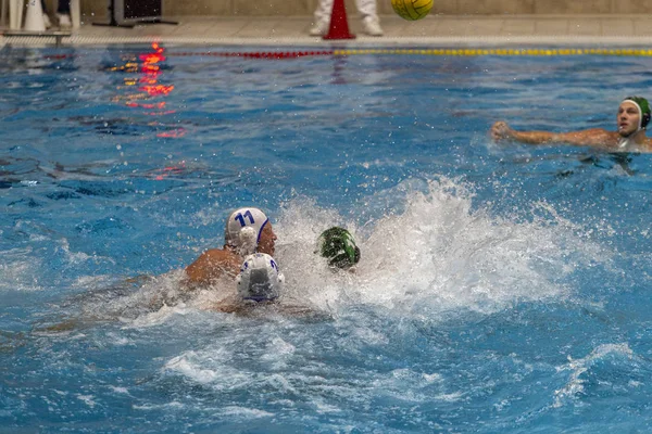 Match de water-polo entre OSC Hungary et Sintez Kazan à Budapes — Photo