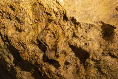 Budapeşte'deki Pálvölgyi mağarası