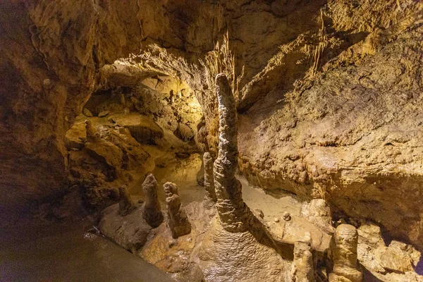 Pálvölgyi cave in Budapest — Stock Photo, Image