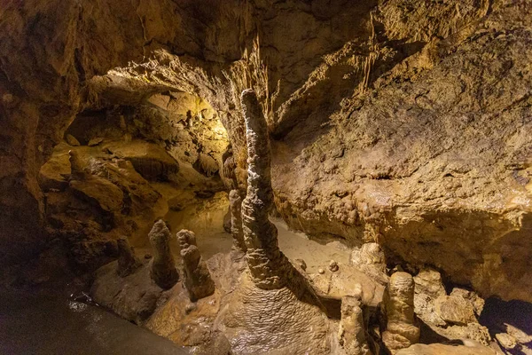 Pálvölgyi höhle in budapest — Stockfoto