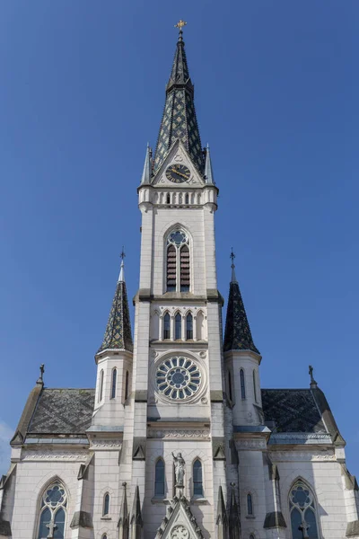 Torre Igreja Sagrado Coração Koszeg Hungria Dia Verão — Fotografia de Stock