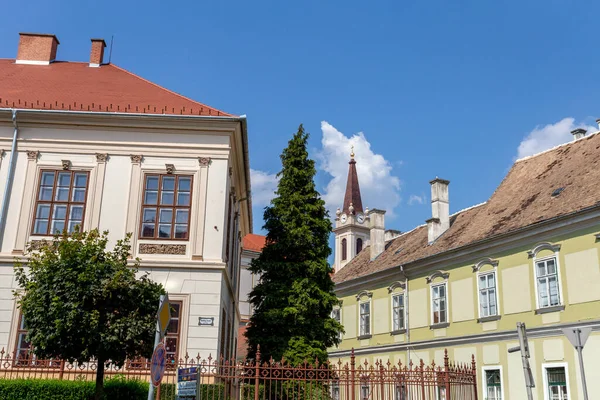 Edifício Classicista Szombathely Hungria Dia Verão — Fotografia de Stock