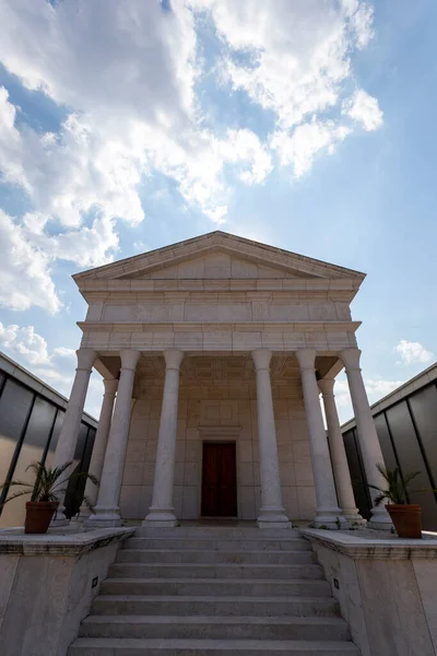 Reconstrucción Del Templo Isis Museo Iseum Savariense Sitio Arqueológico Romano — Foto de Stock